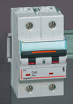 Автоматический выключатель DX3 2П D40A 25кА Автоматический выключатель DX3 2П D40A 25кА