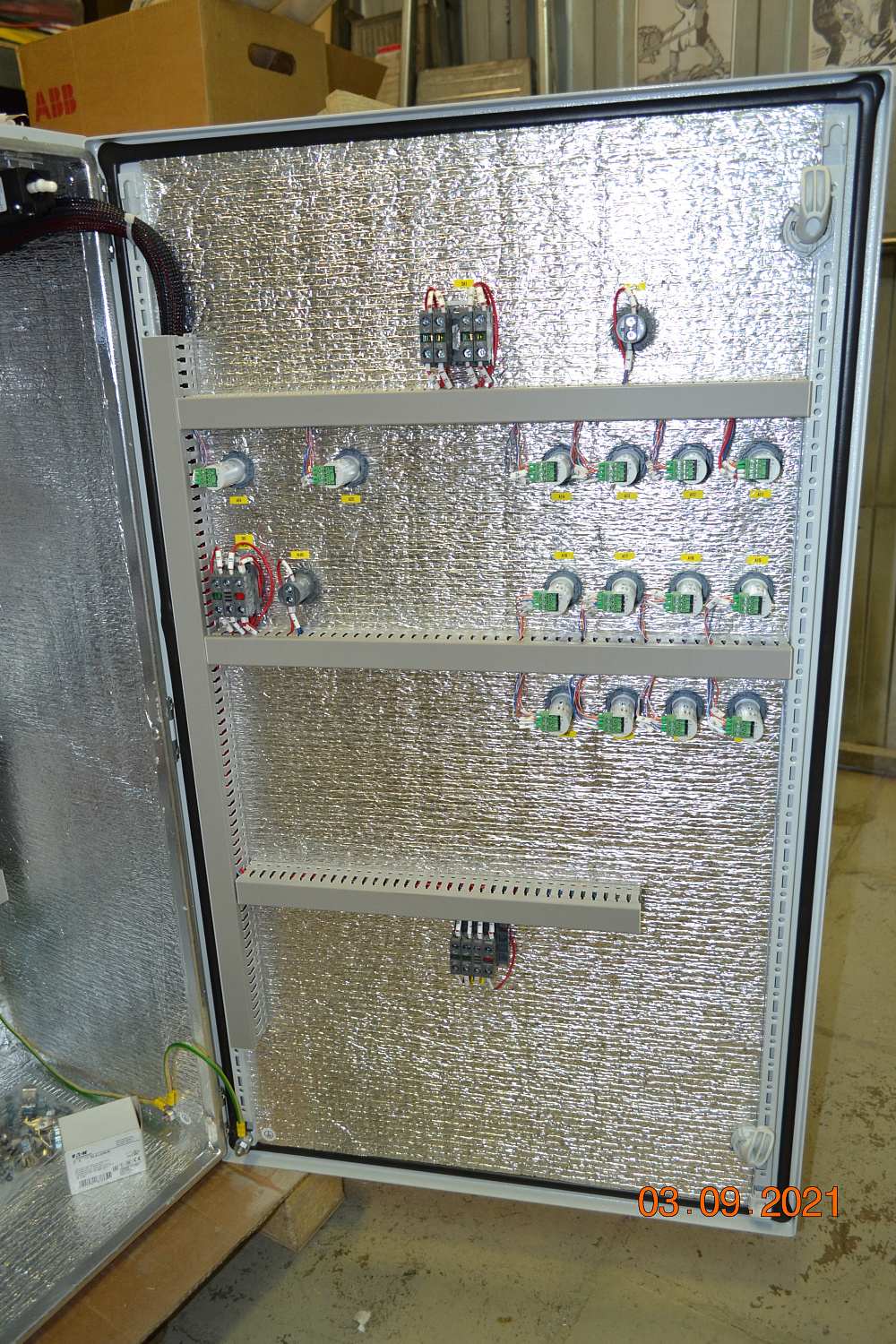 Монтаж термошкафов