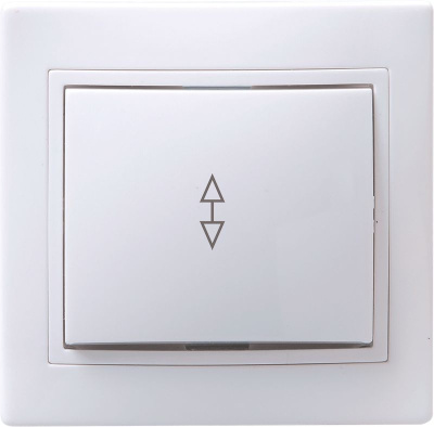 ВСп10-1-0-КБ Выключатель 1кл проход. 10А КВАРТА белый IEK